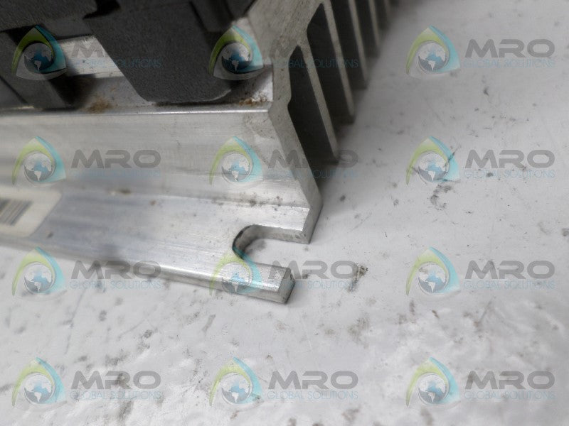 SIEMENS SINAMICS G110 6SL3211-0AB11-2UA1 INVERTER DRIVE *USED*