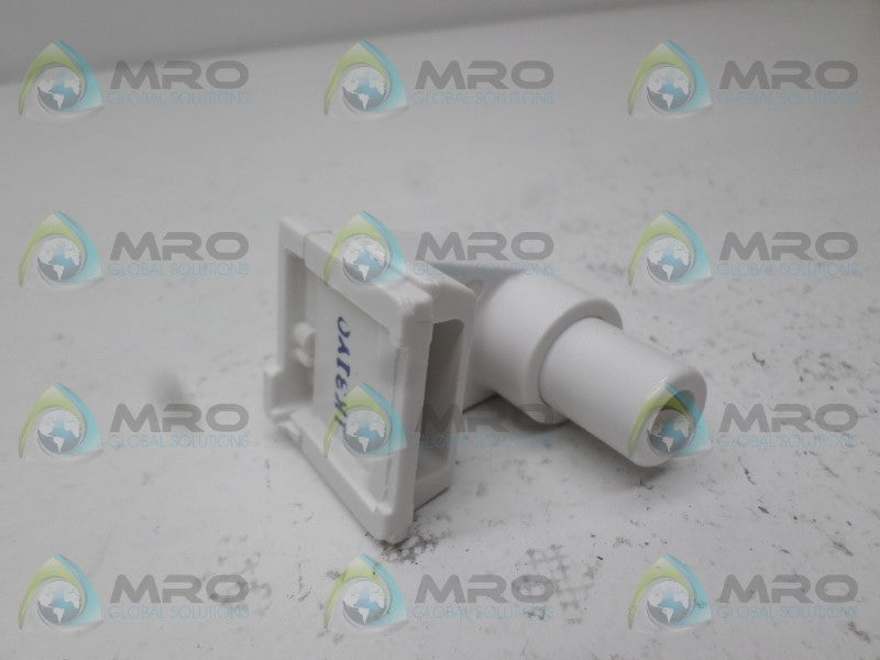 LEVITON 2536 LAMPHOLDER  NSNP