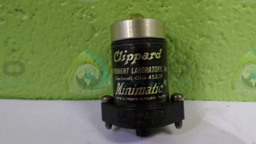 CLIPPARD R401 4-WAY VALVE *USED*