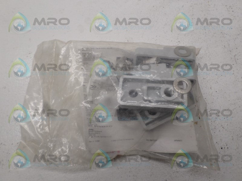 HOFFMAN 99411486 MOUNTING FOOT ASSEMBLY *NEW IN FACTORY BAG*