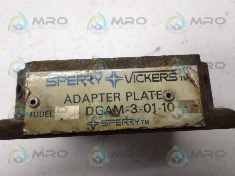 VICKERS DGAM-3-01-10 ADAPTER PLATE *USED*