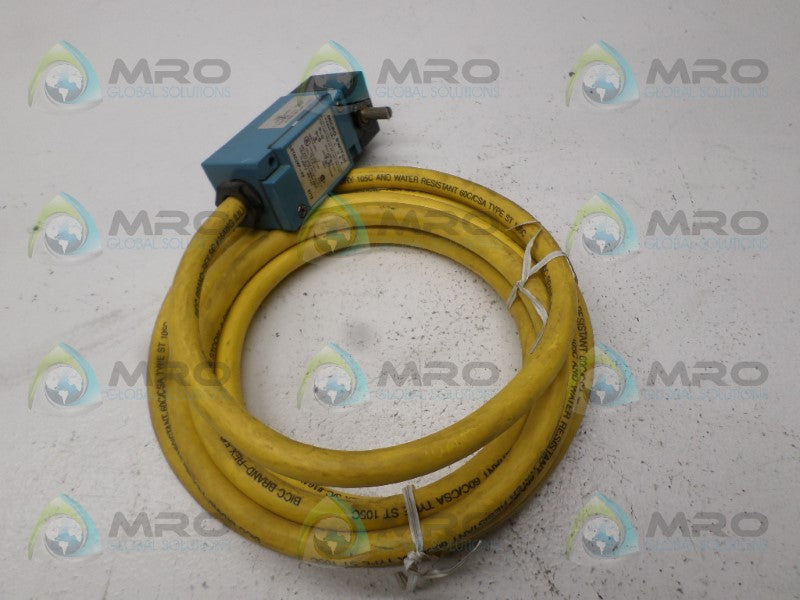 MICROSWITCH LSYAC3KP-FP LIMIT SWITCH *NEW NO BOX*