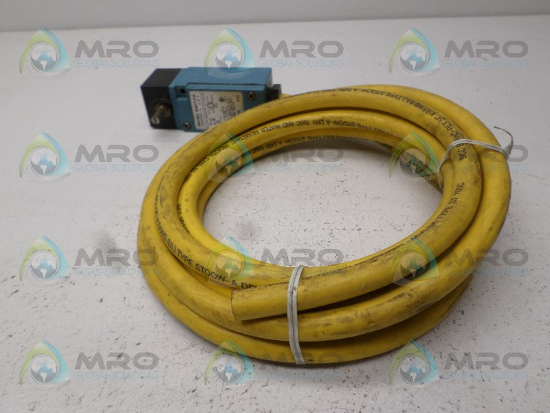 MICROSWITCH LSYAC3KP-FP LIMIT SWITCH *NEW NO BOX*