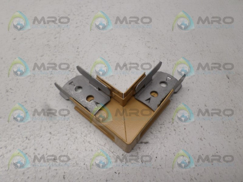 WIREMOLD 2111 FLAT ELBOW  NSNP