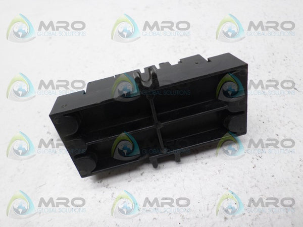 CUSTOM CONNECTORS QC08-PC RELAY SOCKET  UNMP
