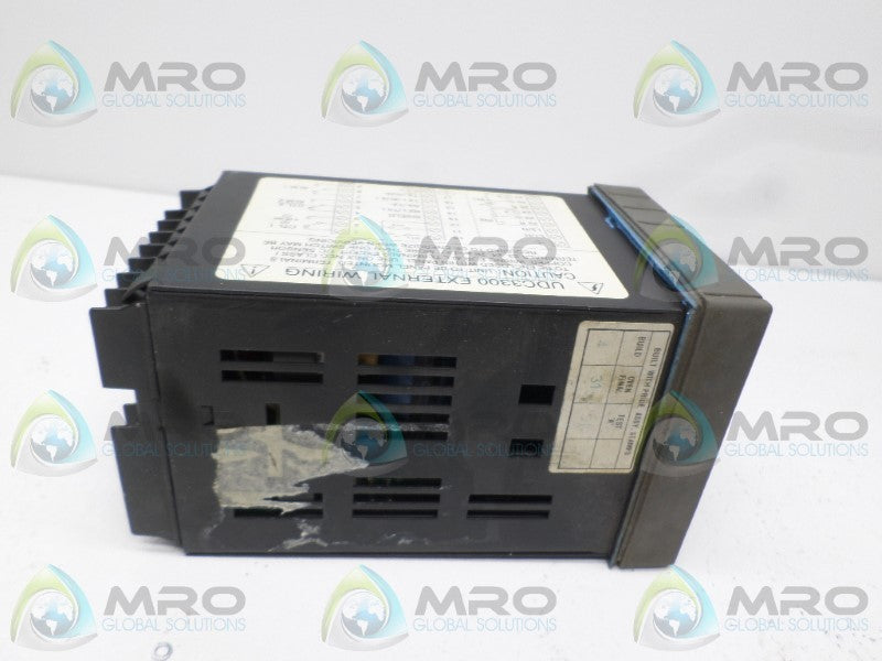 HONEYWELL DC330B-EE-200-10-0A0000-00-0 TEMERATURE CONTROLLER UNMP