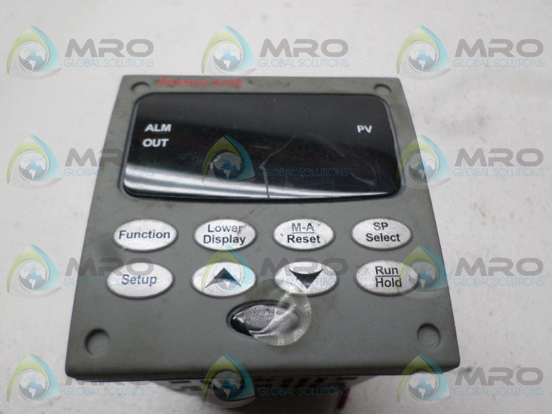 HONEYWELL DC2500-E0-0L00-200-10000-E0-0 TEMPERATURE CONTROLLER *USED*