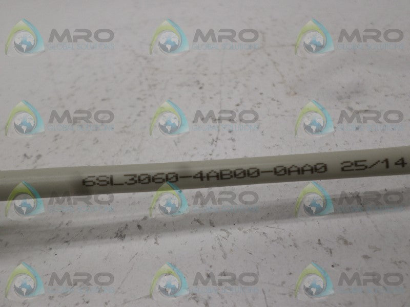SIEMENS 6SL3060-4AB00-0AA0 D-CLIQ CABLE *NEW NO BOX*