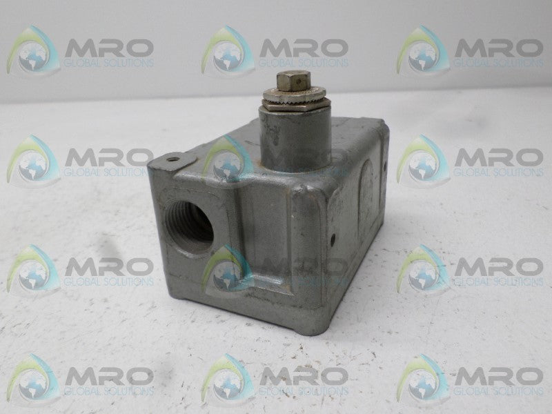 MICRO SWITCH EX-AR (GREY) (AS PICTURED)  UNMP