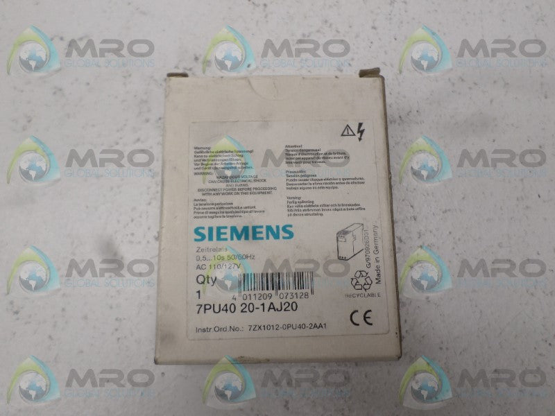 SIEMENS 7PU4020-1AJ20 TIME DELAY RELAY *NEW IN BOX*