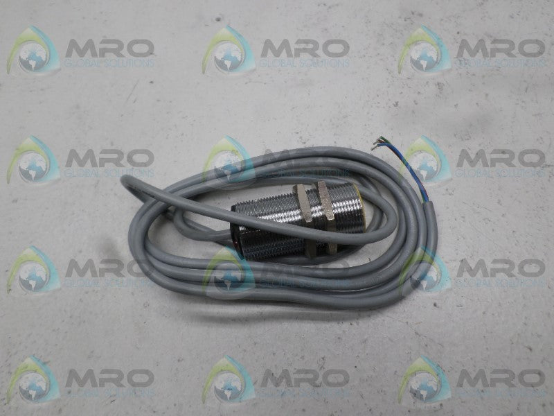 TURCK Bi10-G30-ADZ30X2 PROXIMITY SENSOR *NEW NO BOX*