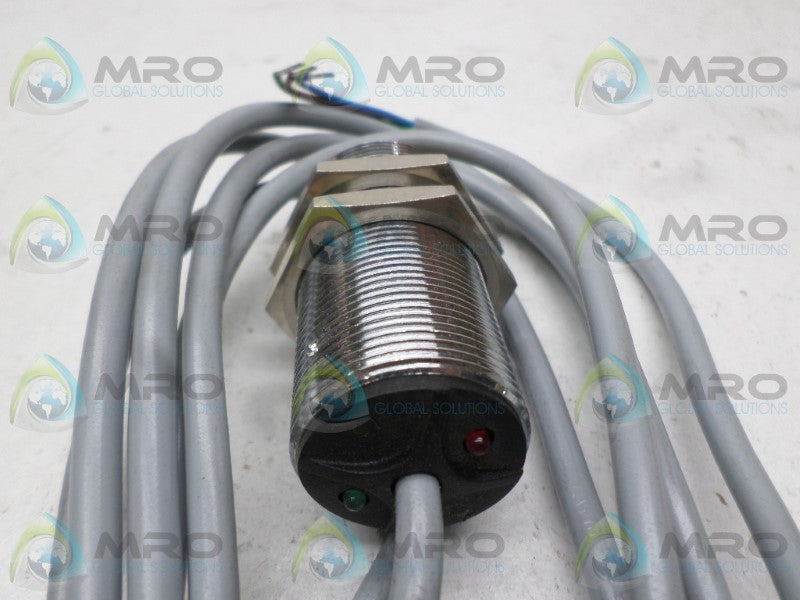 TURCK Bi10-G30-ADZ30X2 PROXIMITY SENSOR *NEW NO BOX*