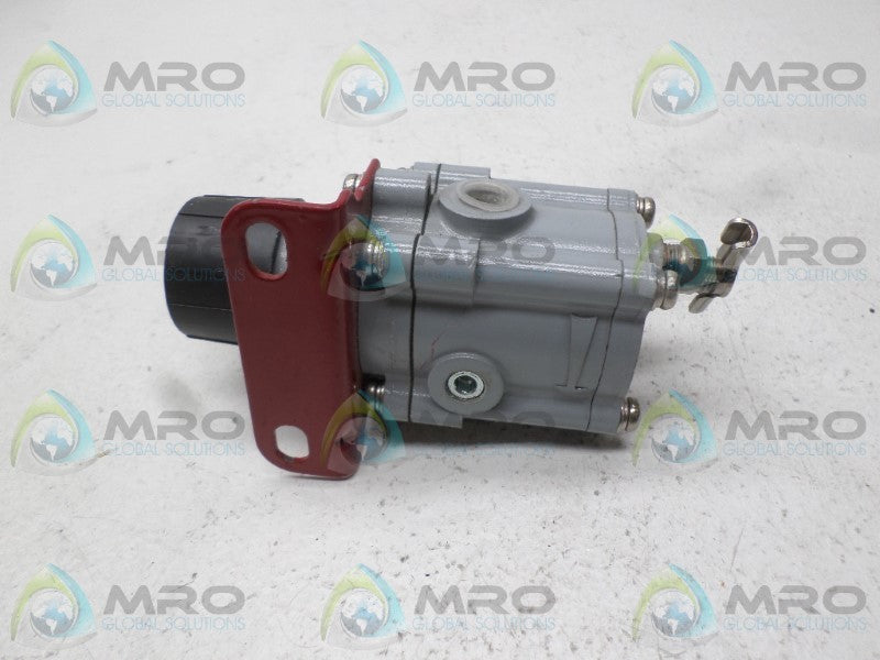 MASONEILAN 78-4 PNEUMATIC REGULATOR *NEW NO BOX*