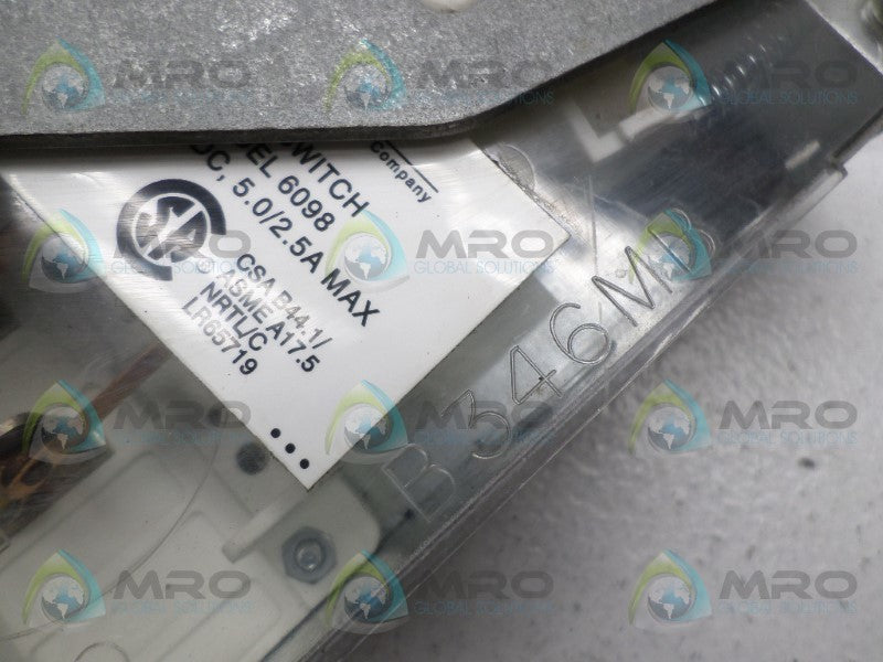 OTIS 6098 LIMIT SWITCH *NEW NO BOX*