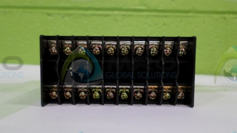 YOKOGAWA UM331-00 *NEW NO BOX*