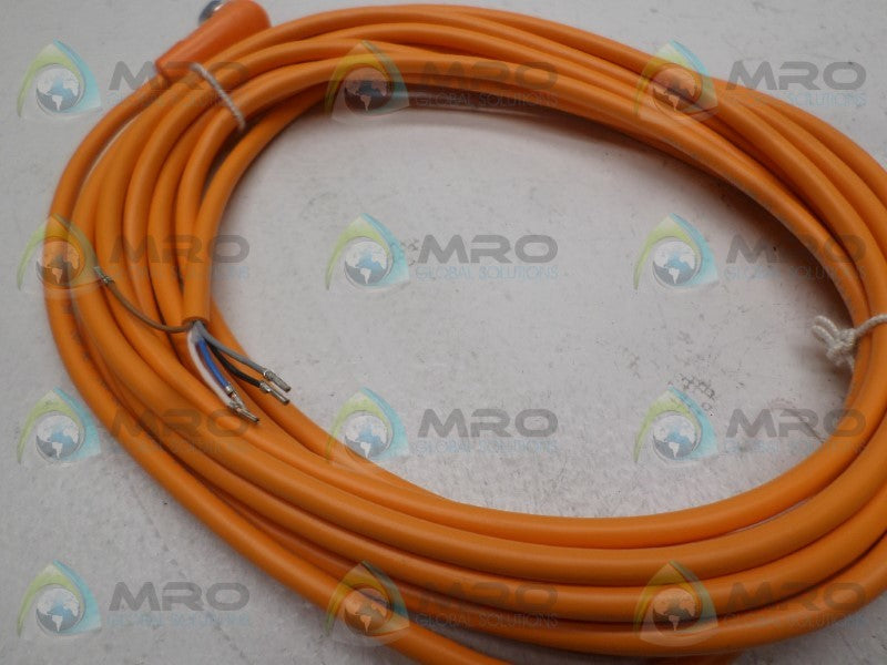 IFM EFECTOR EVT013 CABLE CONNECTOR *NEW NO BOX*