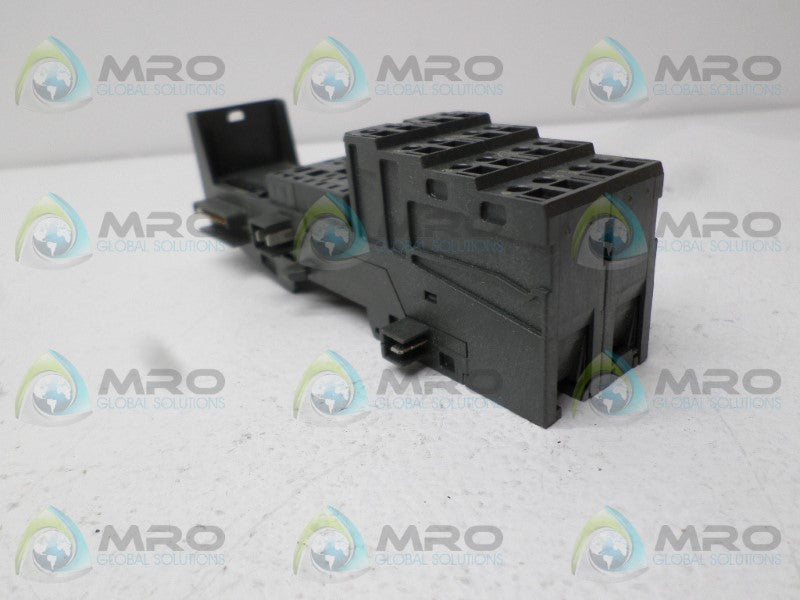 SIEMENS SIMATIC 6ES7193-4CG20-0AA0 TERMINAL BLOCK *NEW IN BOX*