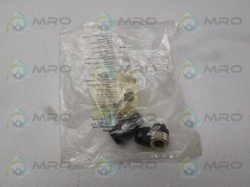DANIEL WOODHEAD 8A4000-32 STRIAGHT CONNECTOR * NEW IN FACTORY BAG *