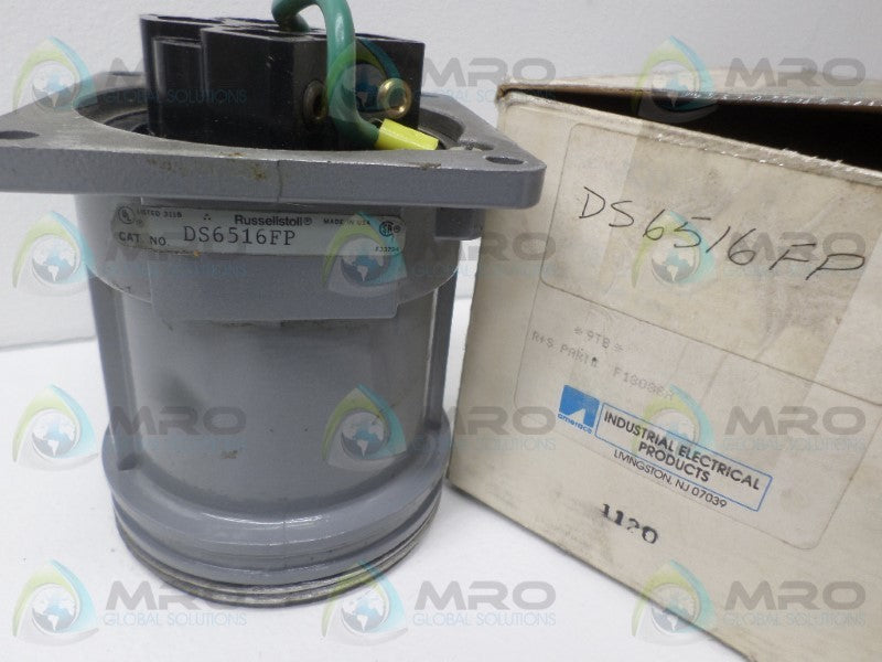 RUSSELLSTOLL DS6516FP RECEPTACLE  NSMP