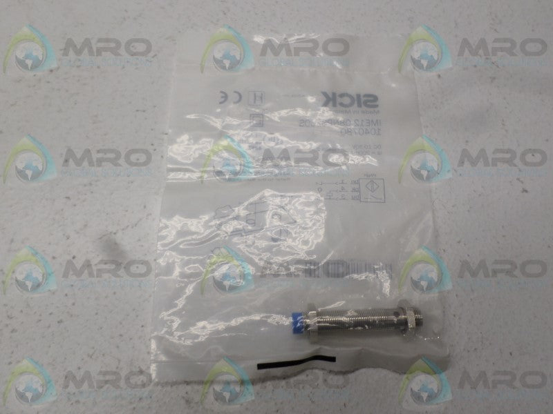 SICK IME12-08NPSZC0S PROXIMITY SENSOR * NEW IN FACTORY BAG *