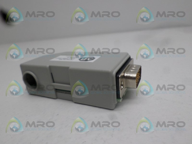 ALLEN BRADLEY 2090-UXBB-DM15 SER. B BREAKOUT BOARD * NEW NO BOX *
