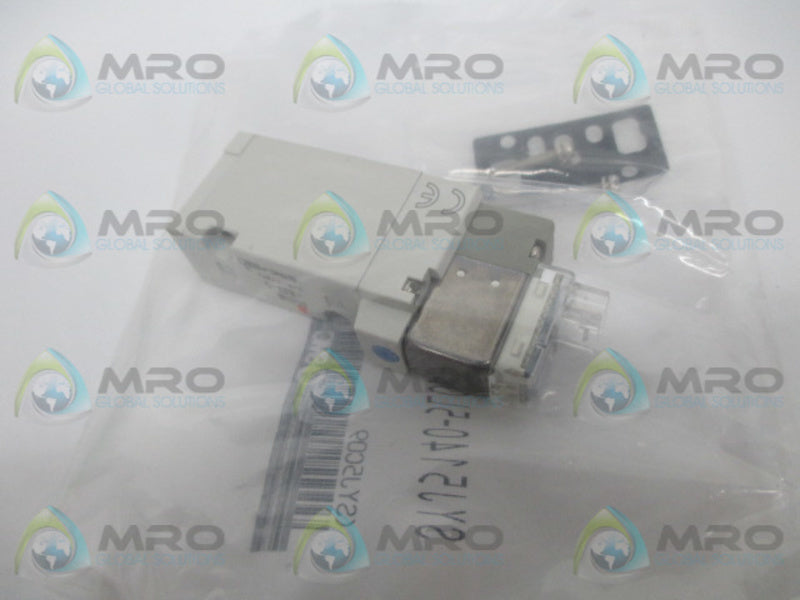 SMC?SYJ5140-5LOZ-Q?SOLENOID VALVE * NEW IN FACTORY BAG *