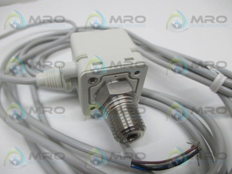SMC ZSE50F-T2-62L DIGITAL PRESSURE SWITCH * NEW IN FACTORY BAG *
