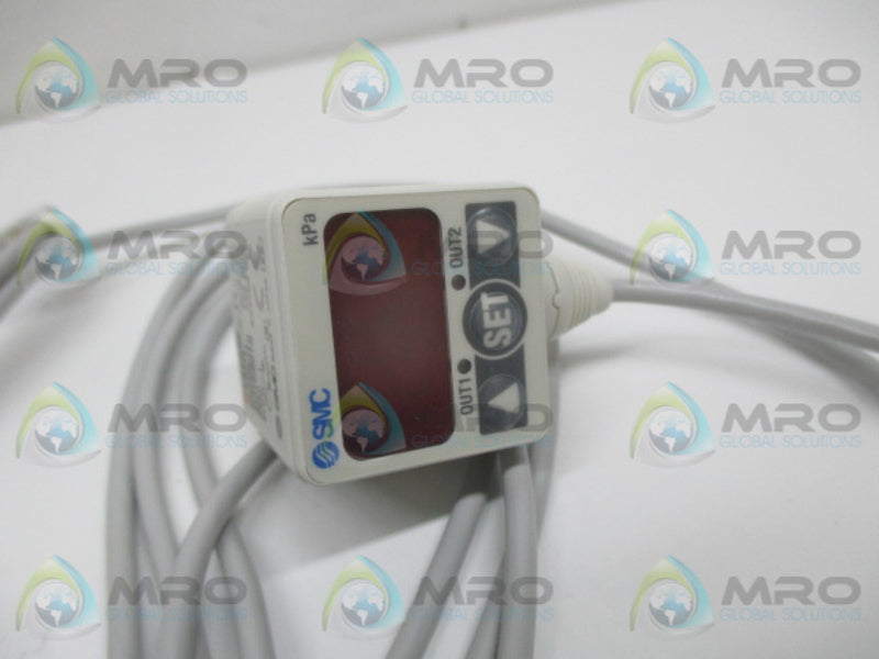 SMC ZSE50F-T2-62L DIGITAL PRESSURE SWITCH * NEW IN FACTORY BAG *