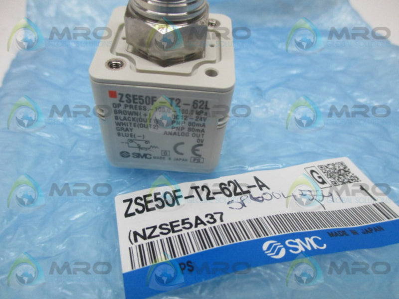 SMC ZSE50F-T2-62L DIGITAL PRESSURE SWITCH * NEW IN FACTORY BAG *