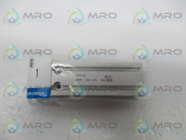 SMC CDU10-30D PNEUMATIC CYLINDER * NEW IN FACTORY BAG *