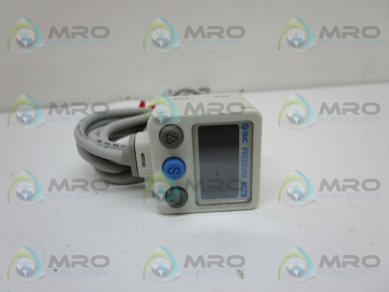 SMC ZSE40A-N01-T DIGITAL PRESSURE SWITCH * NEW IN FACTORY BAG *