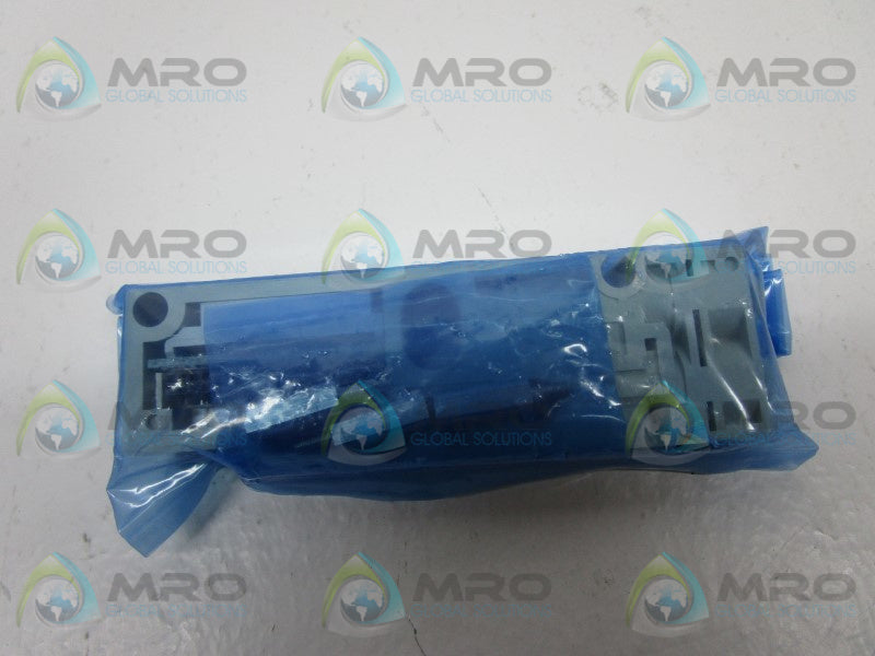 SMC SV2000-50-2A-C6 MANIFOLD BLOCK * NEW IN FACTORY BAG *