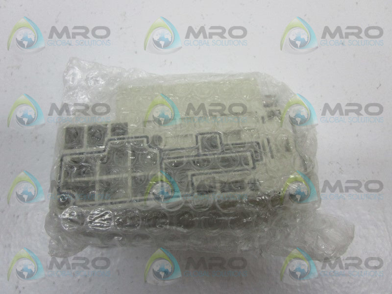 SMC SV2000-52U-1AR-C10 END PLATE BLOCK ASSEMBLY  NSMP