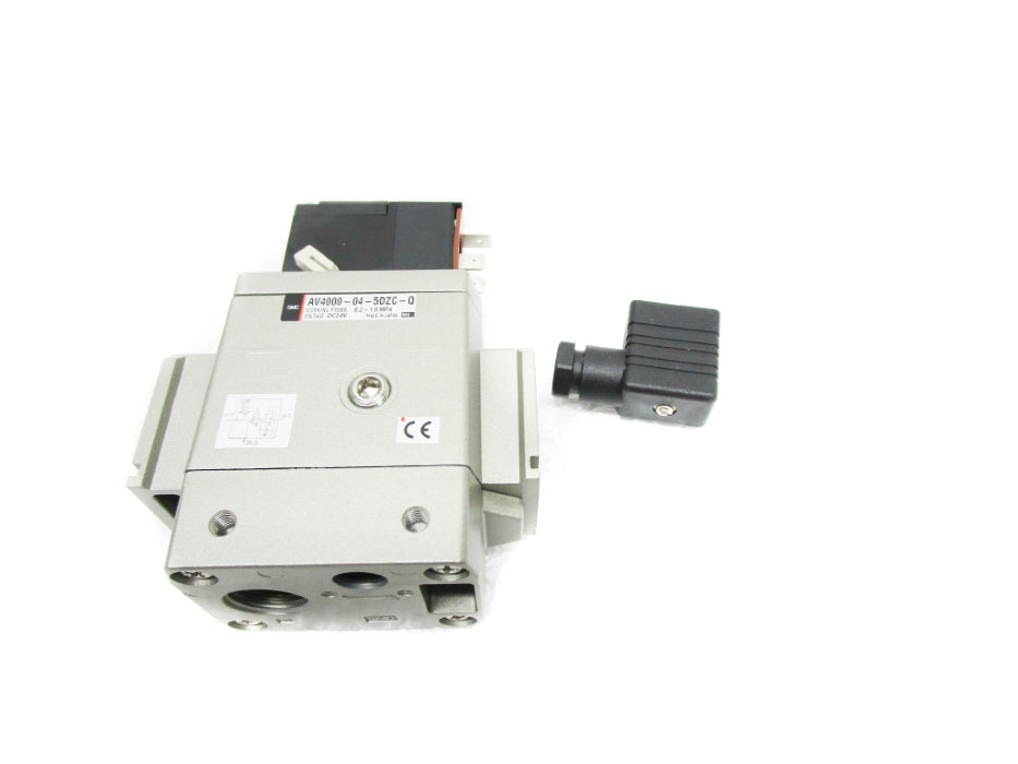 SMC AV4000-04-5DZC-Q * NEW IN FACTORY BAG *