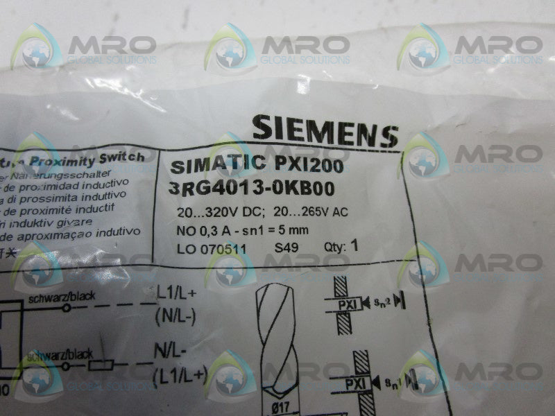 SIEMENS 3RG4013-0KB00 PROXIMITY SENSOR * NEW IN FACTORY BAG *