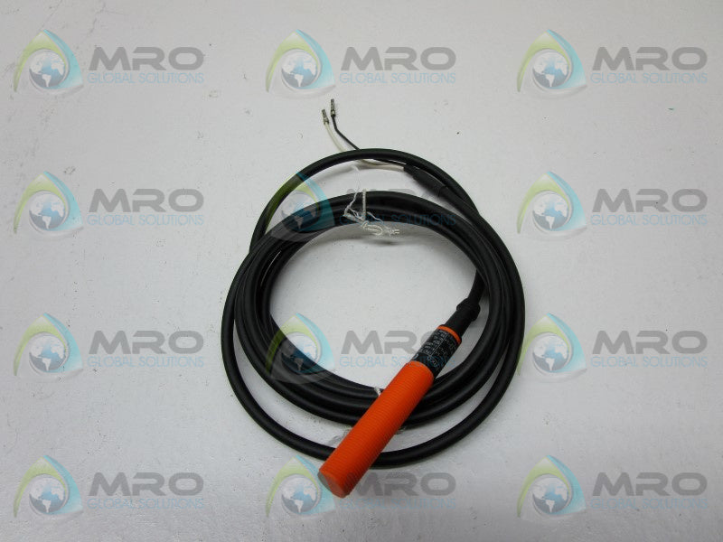 IFM EFECTOR IF5597 CAPACITIVE SENSOR  NSNP