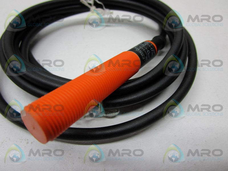 IFM EFECTOR IF5597 CAPACITIVE SENSOR  NSNP
