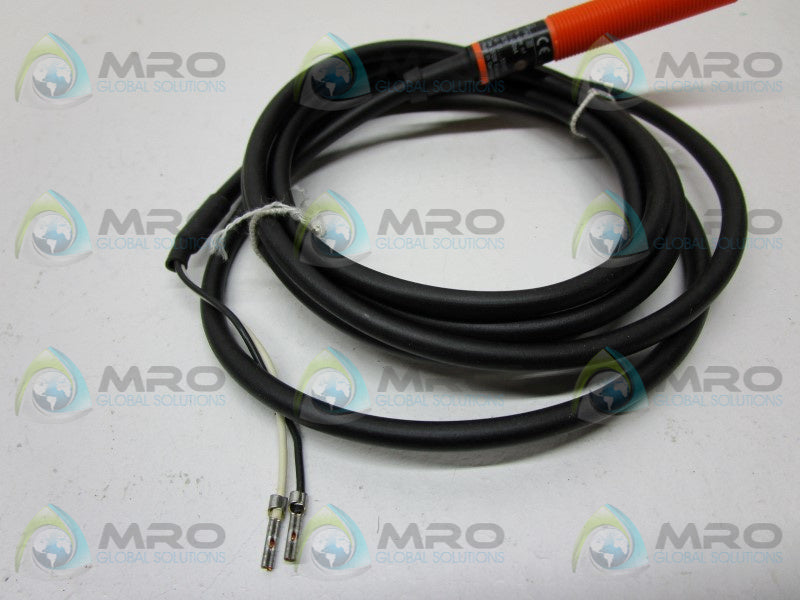 IFM EFECTOR IF5597 CAPACITIVE SENSOR  NSNP