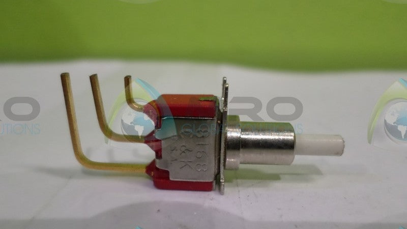 C&K 8168 PUSHBUTTON SWITCH *NEW NO BOX*