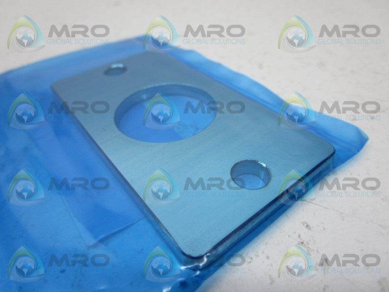 SMC CM-F032B FLANGE BRACKET * NEW IN FACTORY BAG *