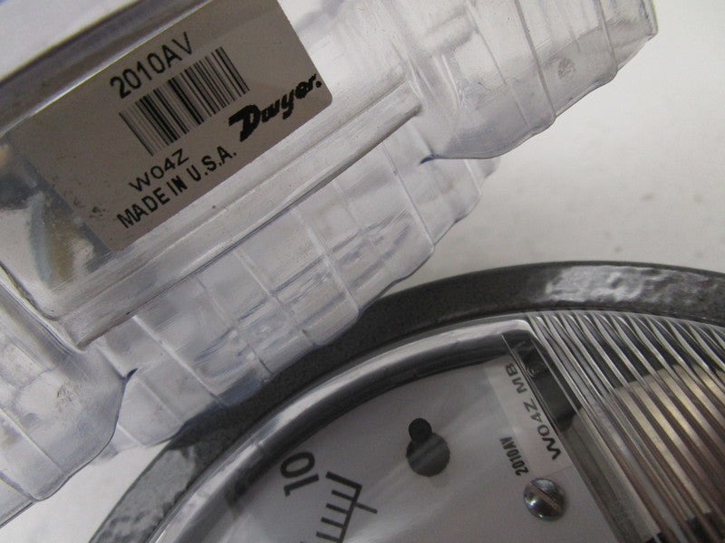 DWYER 2010AV * NEW IN ORIGINAL PACKAGE *