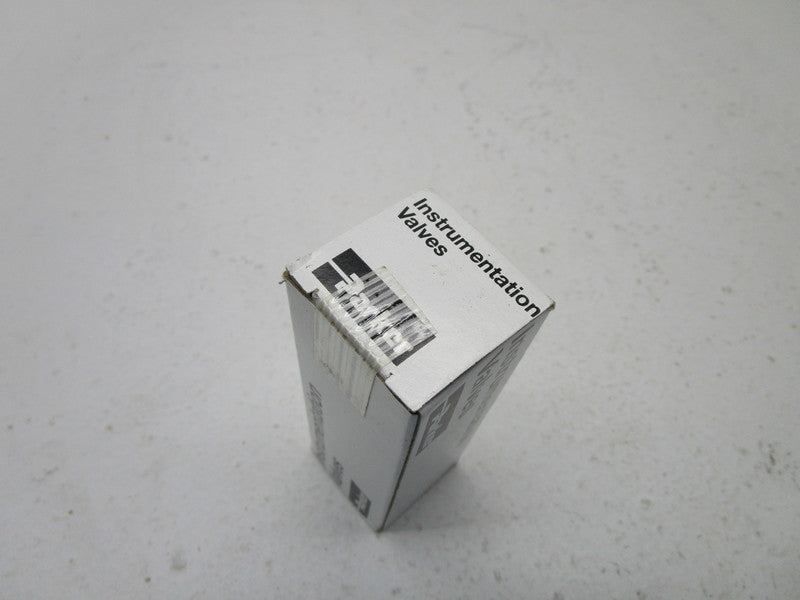 PARKER 4F-C4L-1/3-SS SOLENOID VALVE * FACTORY SEALED *