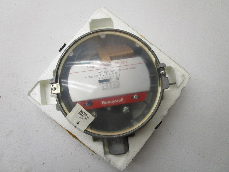 HONEYWELL C437D1005 GAS/AIR PRESSURE SWITCH  NSMP