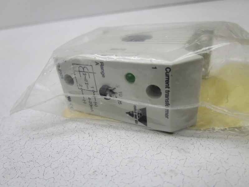 CARLO GAVAZZI E82-2025 CURRENT TRANSFORMER * NEW IN FACTORY BAG *