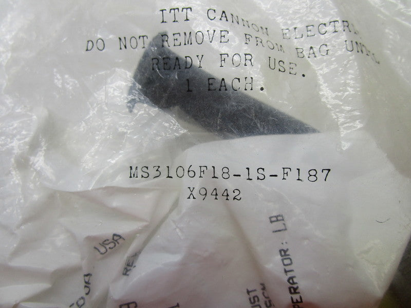 AMPHENOL MS3106F18-1S-F187 CONNECTOR KIT * NEW IN FACTORY BAG *