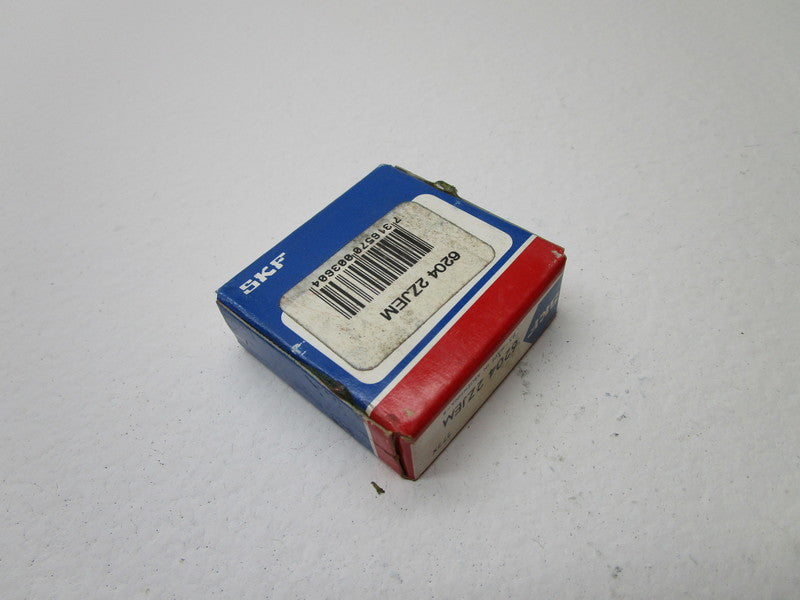 SKF 6204-2ZJEM BALL BEARING * FACTORY SEALED *