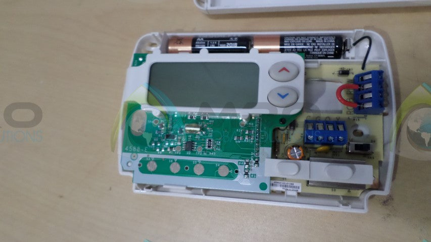 NORDYNE 920753 DIGITAL THERMOSTAT *NEW IN BOX*