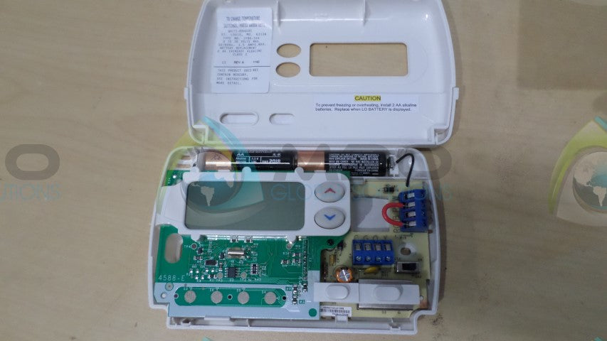 NORDYNE 920753 DIGITAL THERMOSTAT *NEW IN BOX*