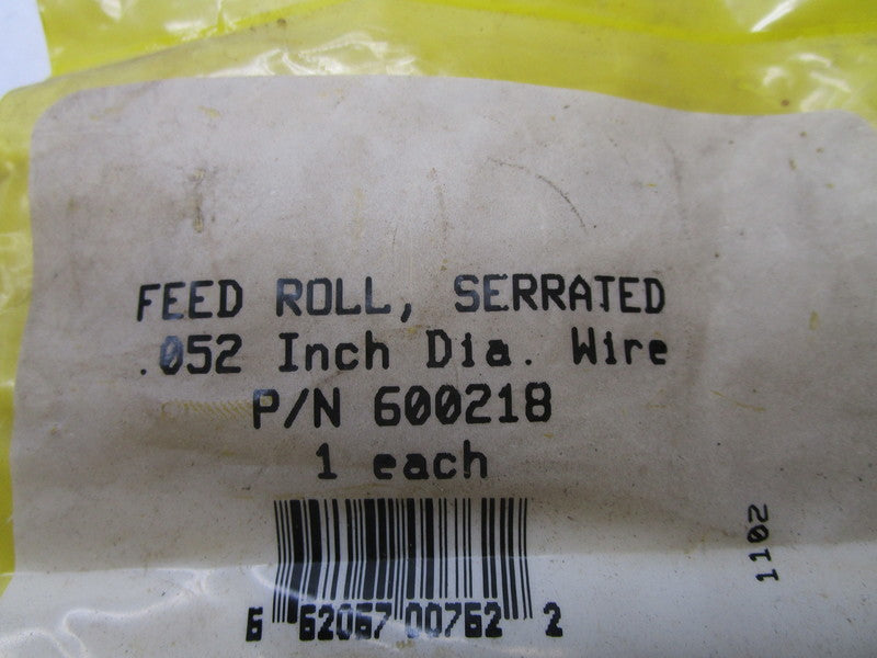 ESAB 600218 SERRATED FEED ROLLER * NEW IN FACTORY BAG *