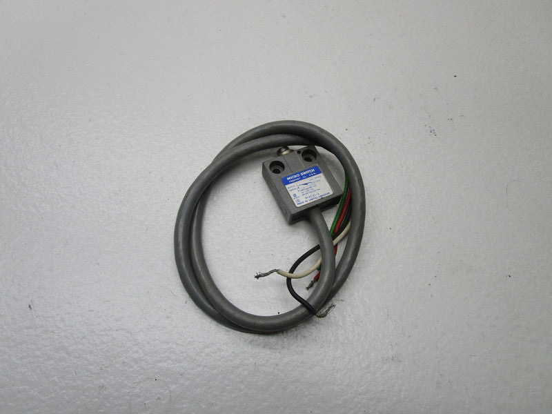 MICRO SWITCH 914CEI-3 LIMIT SWITCH  UNMP